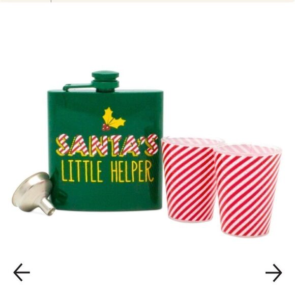 Tmd Holdings Santa's Little Helper Flask & 2 Shooters - Picture 1 of 3